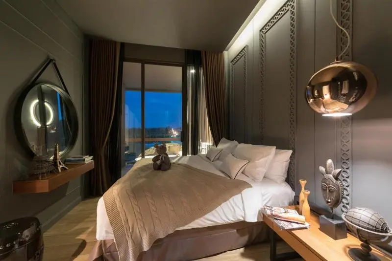 Sviitti 2 Makuuhuonetta, Saturdays Residence By Brown Starling