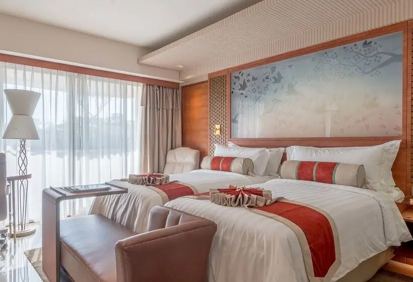 デラックスルーム, Seres Springs Resort & Spa, Singakerta