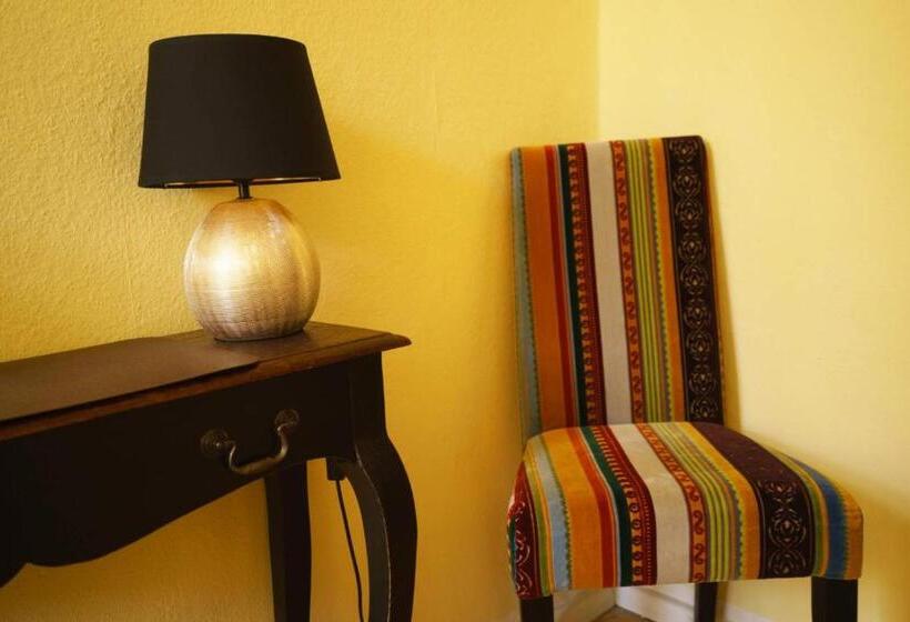 Standard Einzelzimmer Geteiltes Bad, Boutique Hotel Mittendrin Berlin