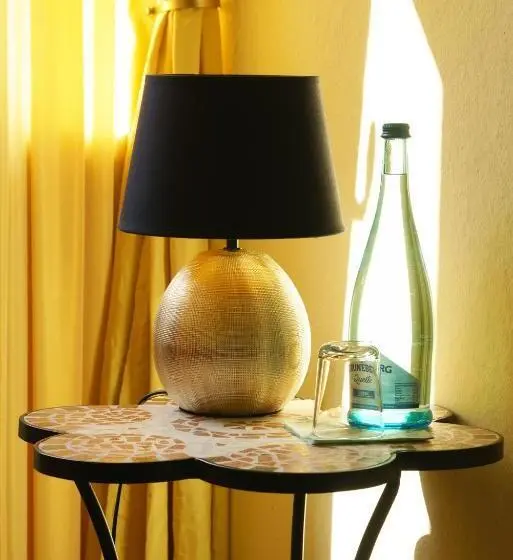 Standard Einzelzimmer Geteiltes Bad, Boutique Hotel Mittendrin Berlin