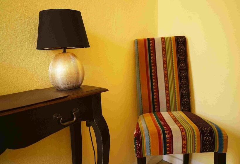 Standard Einzelzimmer Geteiltes Bad, Boutique Hotel Mittendrin Berlin
