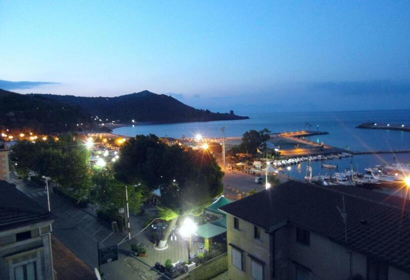 غرفة قياسية, Albergo Riccio