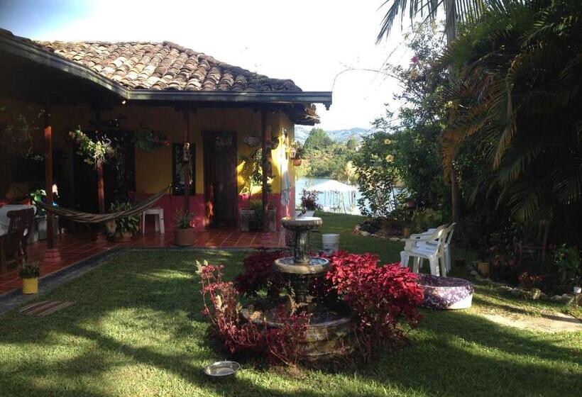 Семейный Номер, Casa Finca Típica The Lake