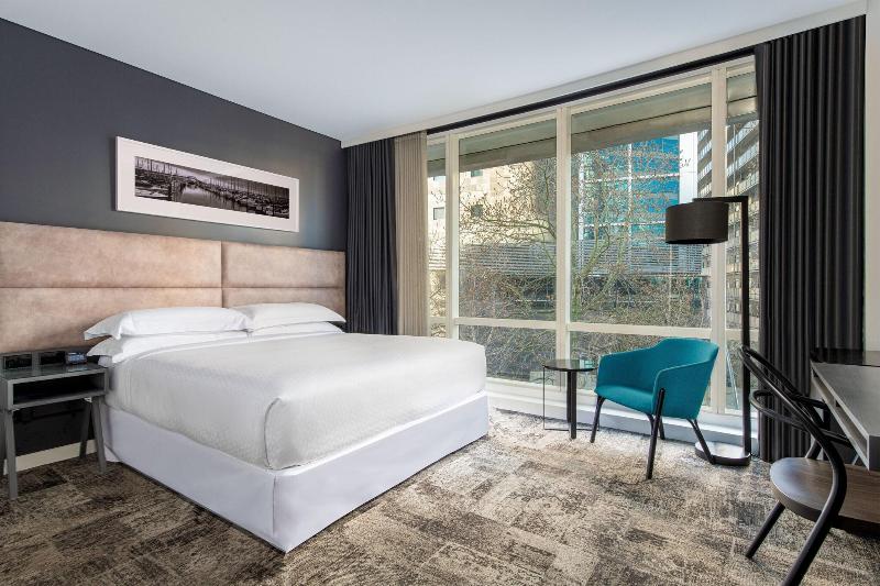 디럭스 룸 킹사이즈 침대, Four Points By Sheraton Auckland
