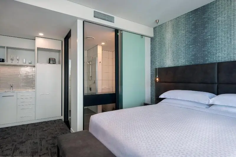 キングサイドベッドのスタンダードワンルーム, Four Points By Sheraton Auckland