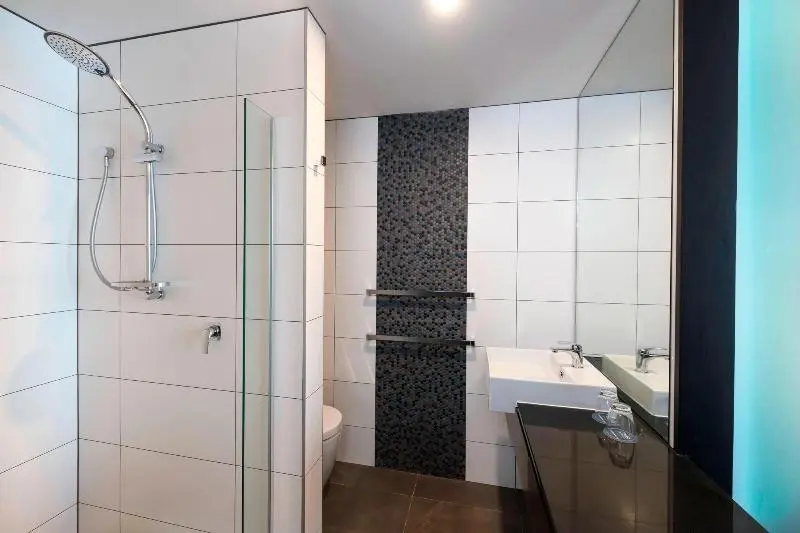 キングサイドベッドのスタンダードワンルーム, Four Points By Sheraton Auckland