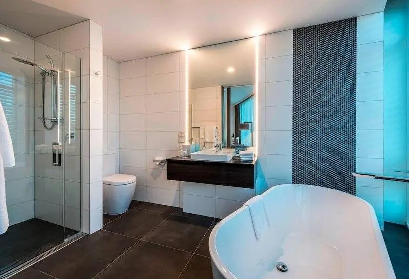 景色の見えるダブルベッドスタンダードルーム, Four Points By Sheraton Auckland