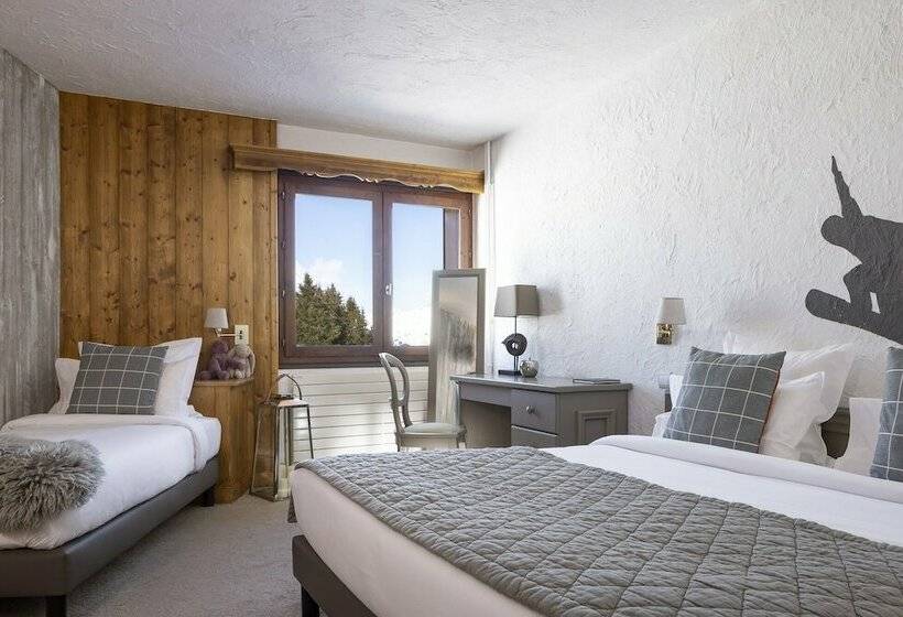 غرفة قياسية ثلاثية, Hôtel Courcheneige