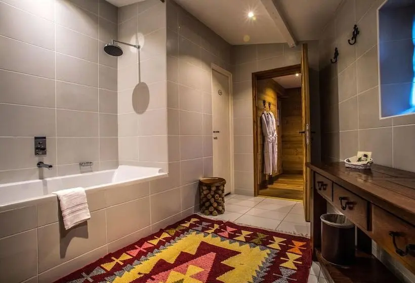 Deluxe-sviitti, Hôtel Courcheneige