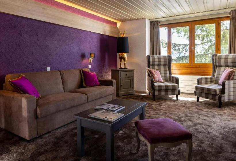 جناح, Hôtel Courcheneige