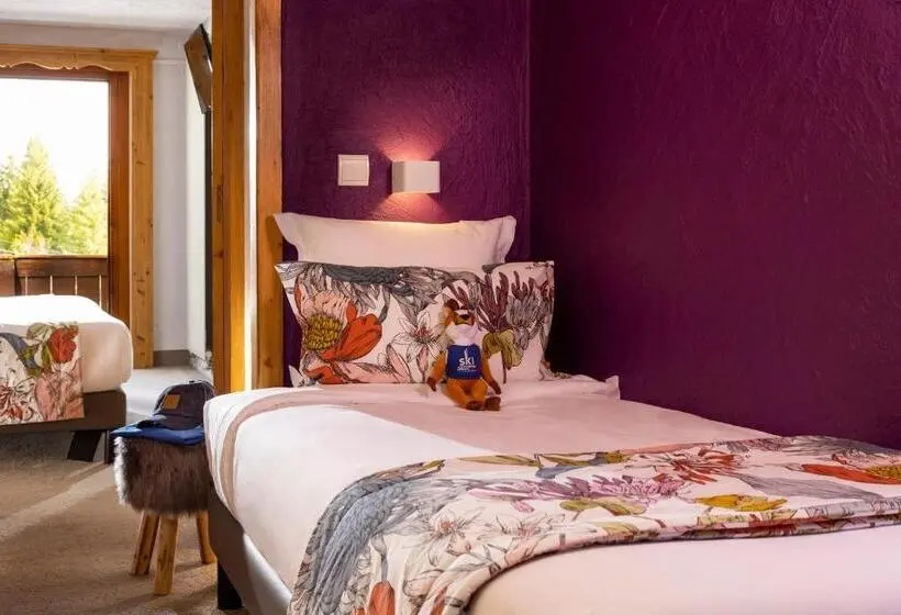 Standard Kolmen Hengen Huone, Hôtel Courcheneige