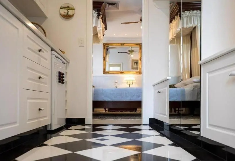 スイート, Josephines Luxury Accommodation