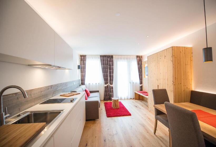 套房, Kranebitt B&b