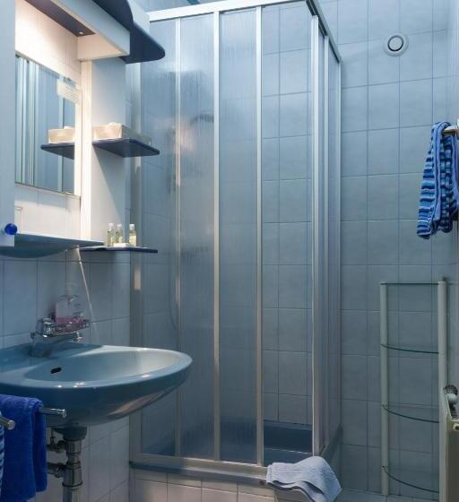 Номер Стандарт, & Kurpension Weiss