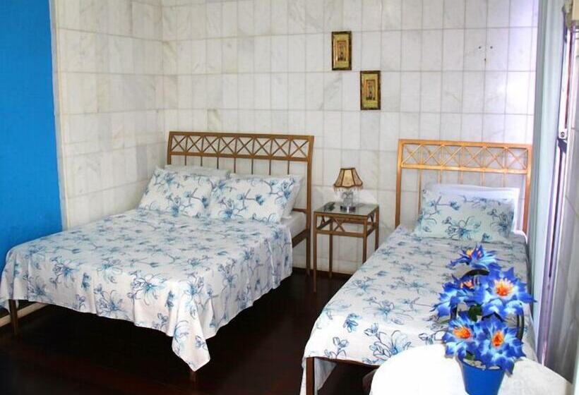 디럭스 룸, Pousada Praia Da Costa