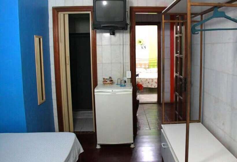 디럭스 룸, Pousada Praia Da Costa