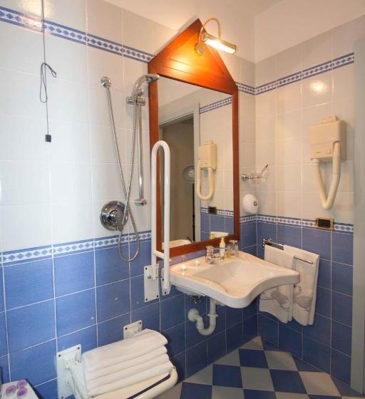 דירה בת חדר שינה 1 עם מרפסת, Costazzurra