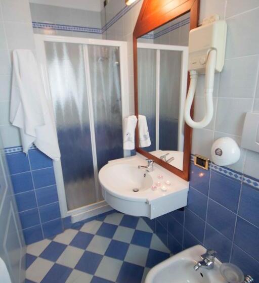 חדר סטנדרט עם טרסה, Costazzurra