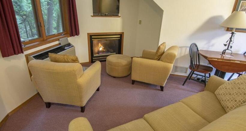 إستوديو قياسى سرير كينج, Ridges Inn & Suites