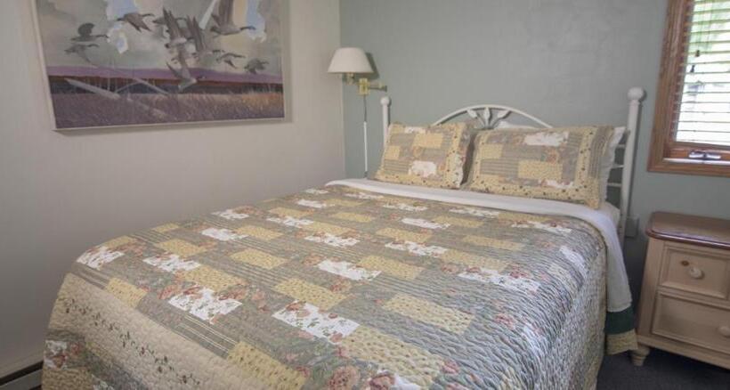 جناح غرفتين نوم, Ridges Inn & Suites