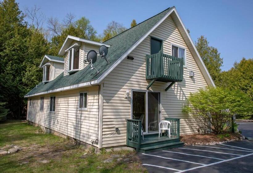 جناح, Ridges Inn & Suites