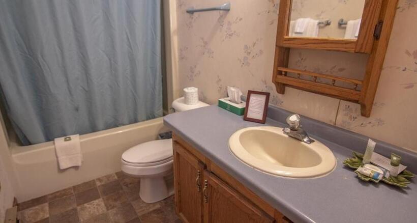 جناح غرفتين نوم, Ridges Inn & Suites