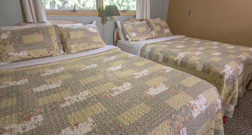 침실 1개 복층 룸, Ridges Inn & Suites