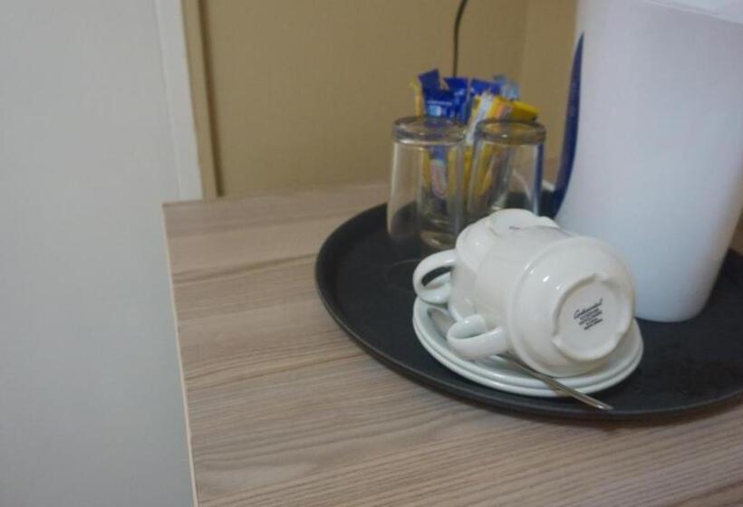 اتاق استاندارد, Bridgeville Guest House Ltd