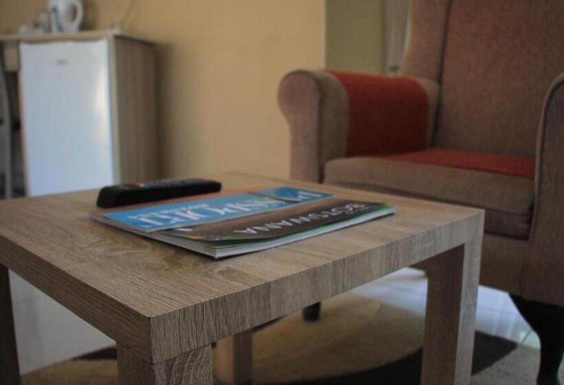 سوئیت با تخت بزرگ, Bridgeville Guest House Ltd