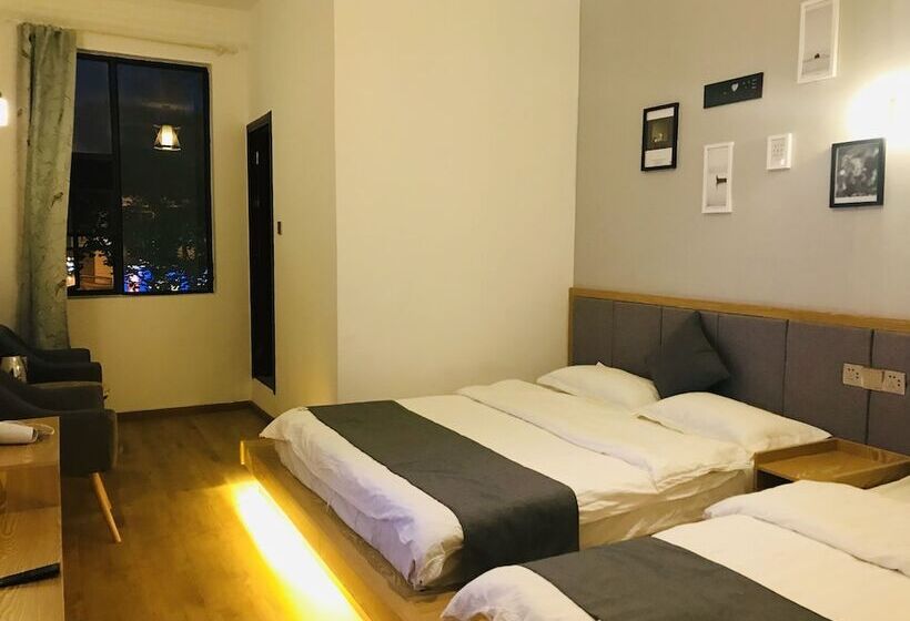 חדר משפחתי, Dali Spring Field Hostel