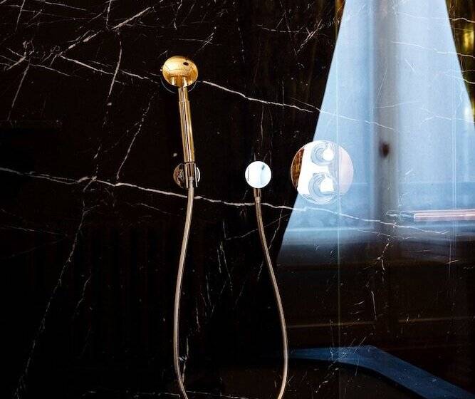 سوئیت با بالکن, Cabosse, Suites & Spa