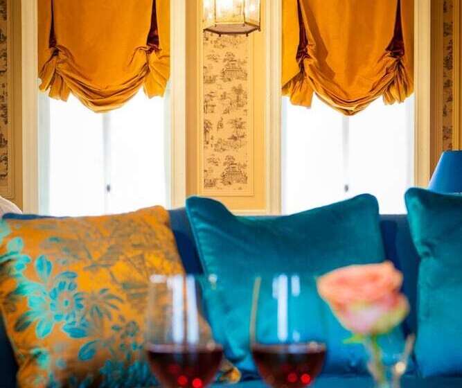 سوئیت با بالکن, Cabosse, Suites & Spa