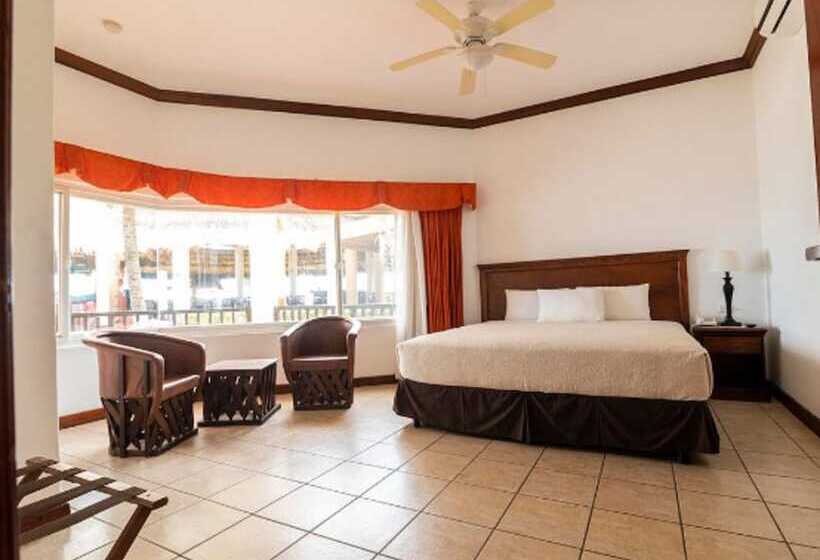 سوییت لوکس, Cayman Suites