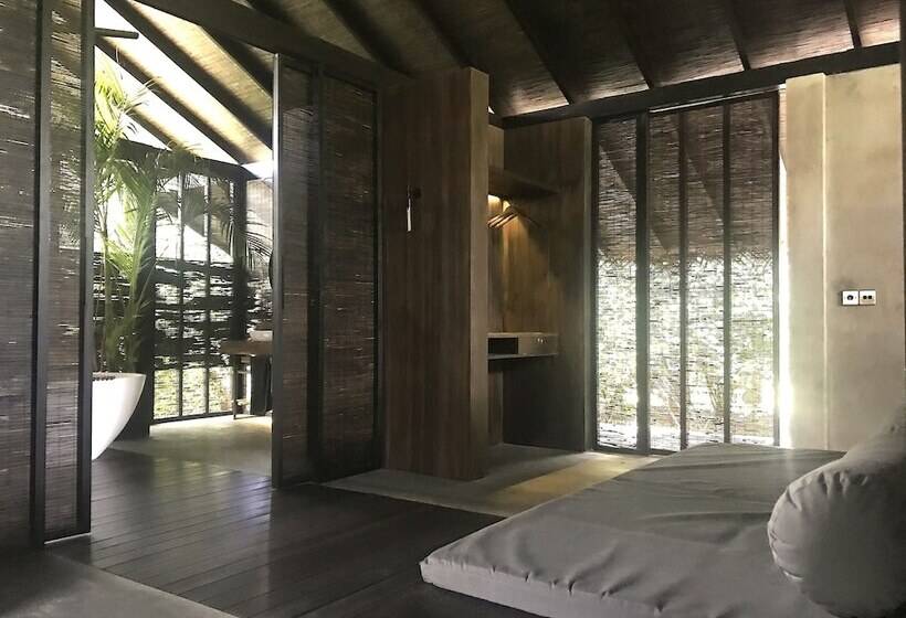 디럭스 방갈로, Kaju Green Eco Lodges