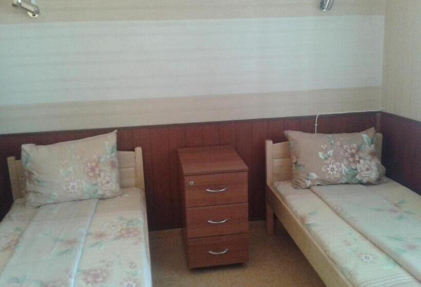 带共用浴室的标准房间, Osogovo Rooms