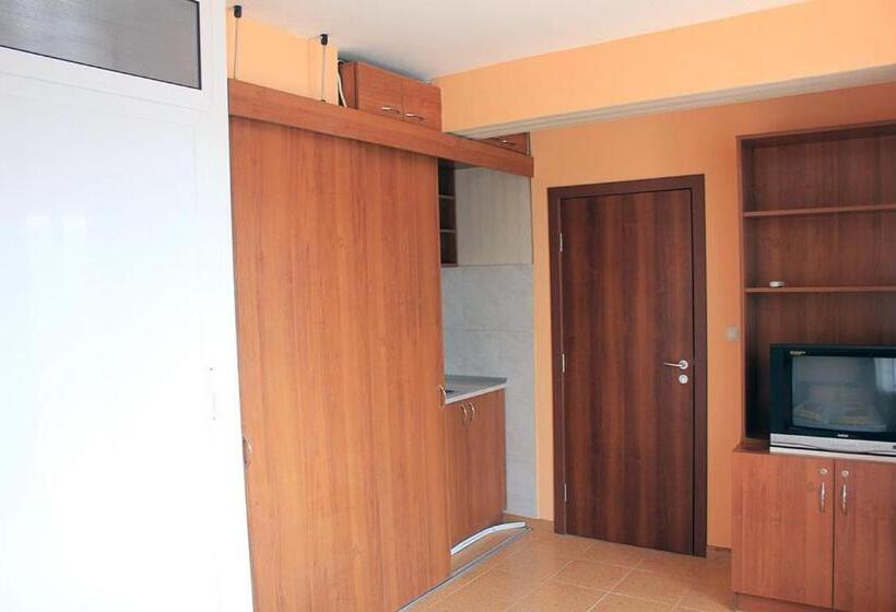 带大床的标准间, Osogovo Rooms