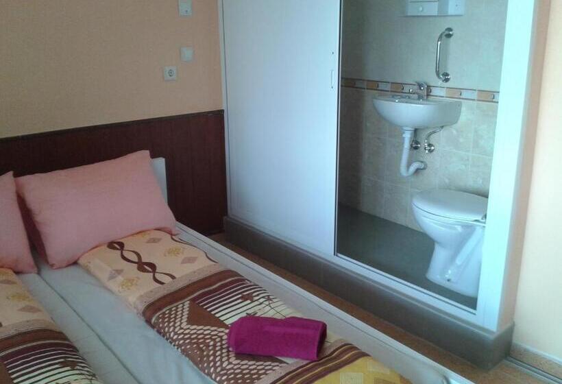 Стандартный Номер Кровать Кинг, Osogovo Rooms