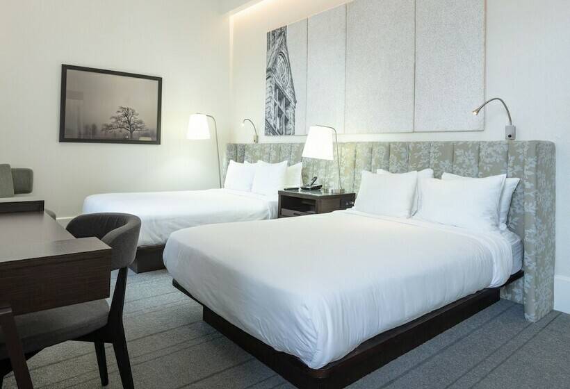 Номер Стандарт, The Richardson