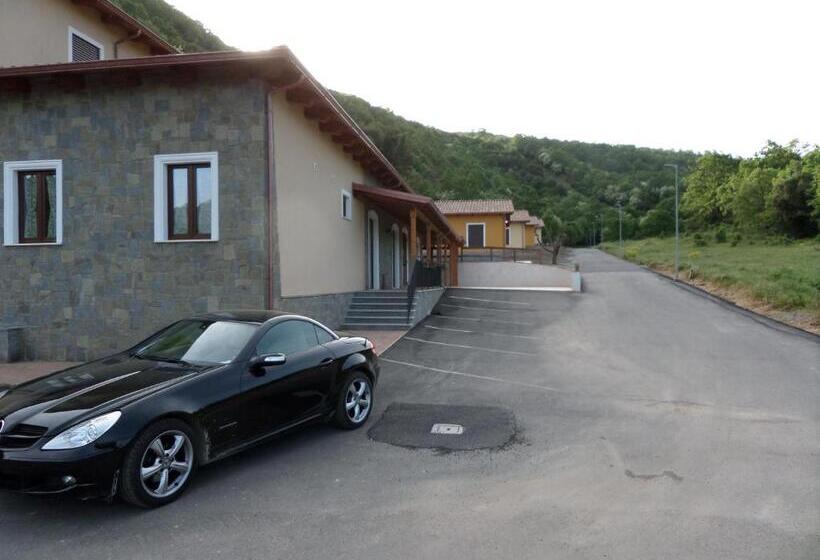 اتاق خانوادگی, Resort La Selva