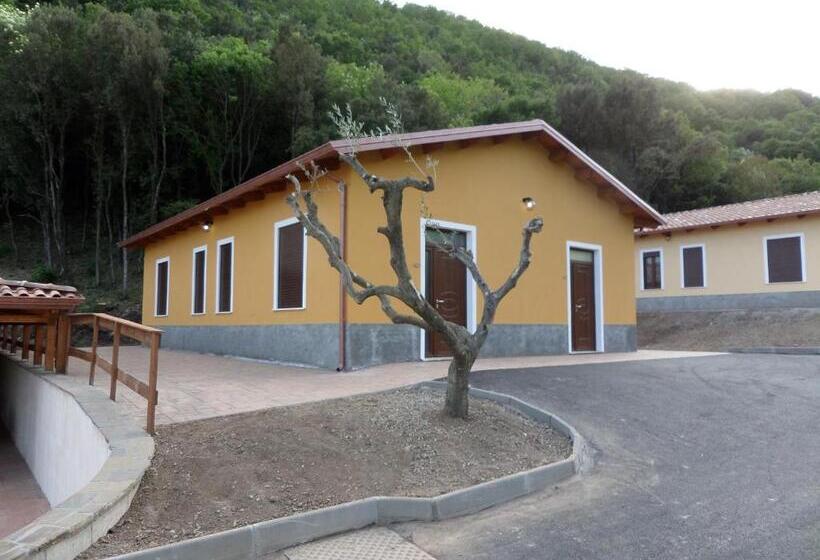 חדר משפחתי, Resort La Selva