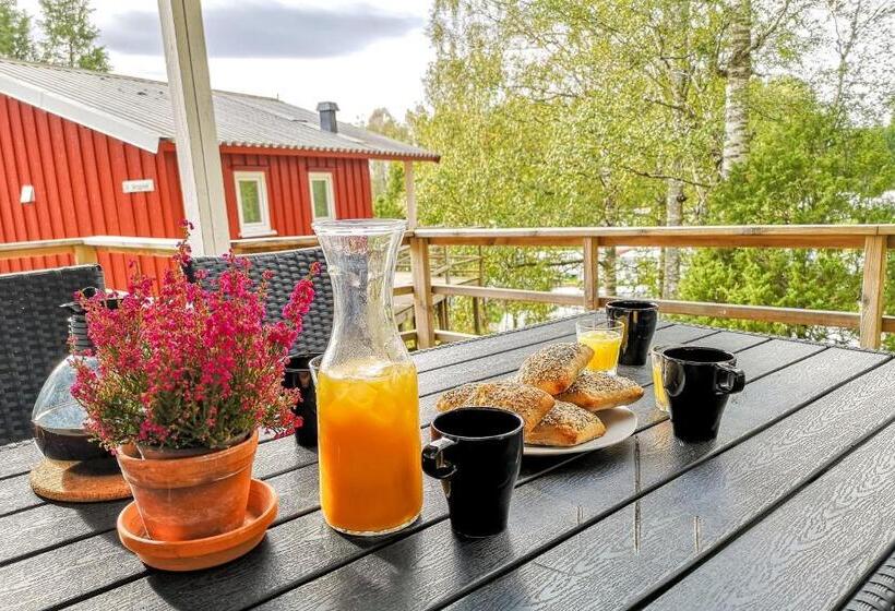 Дом 2 Спальни, årjäng Camping & Stugor Sommarvik
