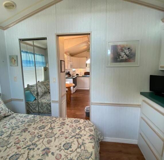 شقة غرفة واحدة, Woody S Rv Resort Llc