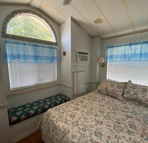 Апартаменты 1 Спальня, Woody S Rv Resort Llc