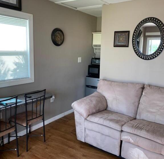 إستوديو قياسى, Woody S Rv Resort Llc