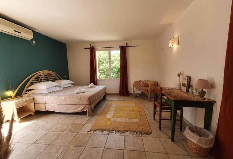 Номер Стандарт, La Bergerie