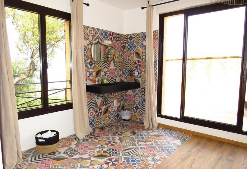 Люкс Вид на Море, La Bergerie