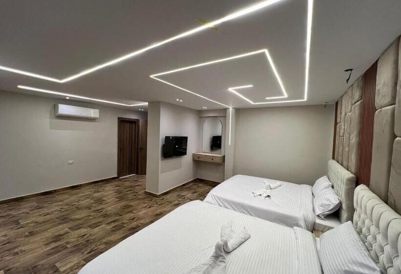 اتاق سوپریور خانوادگی, Pyramids Enigma Grand Lodge