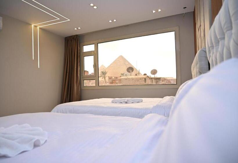 اتاق خانوادگی با چشمانداز کوه, Pyramids Enigma Grand Lodge