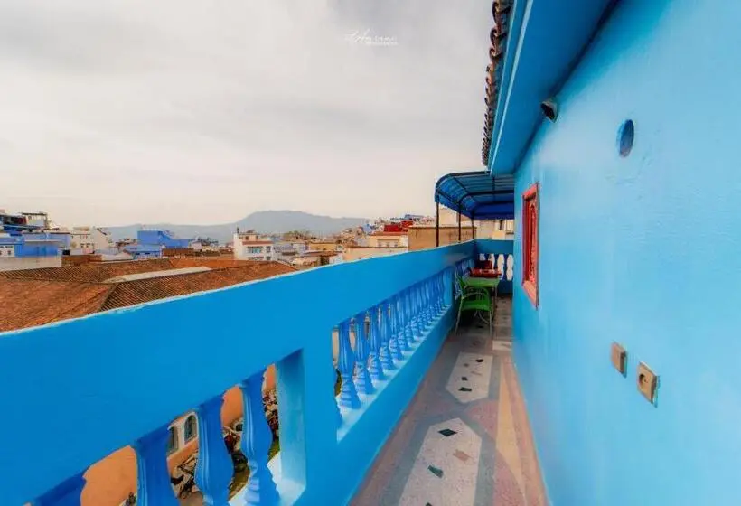 スタンダードトリプルルーム, Chefchaouen