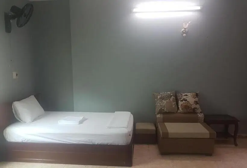 اتاق خانوادگی, Luna S House Hostel
